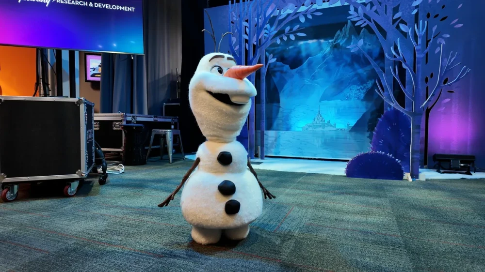 Robot Olaf de Disney y NVIDIA: el muñeco de nieve cobra vida | Argos Latino