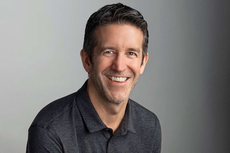 John Ternus, nuevo CEO de Apple a partir del 1 de septiembre.