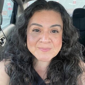 Picture of Isa G. Flores