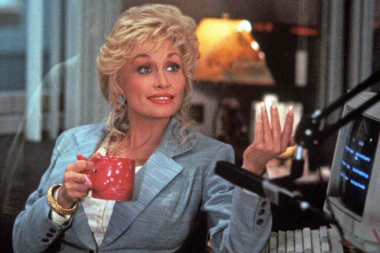 Dolly Parton durante su carrera como actriz en Hollywood